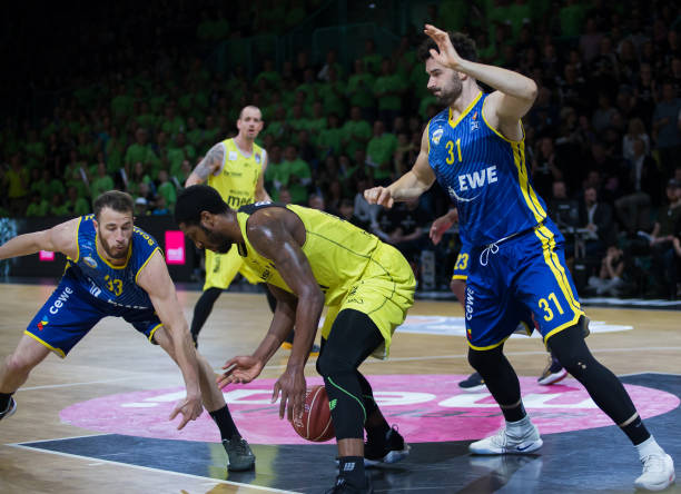 但一度面临 但一度面临